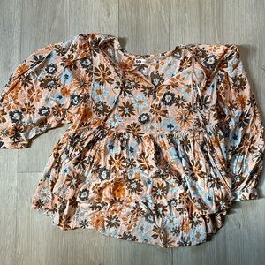 SO Goods For Life Women’s Medium Blouse